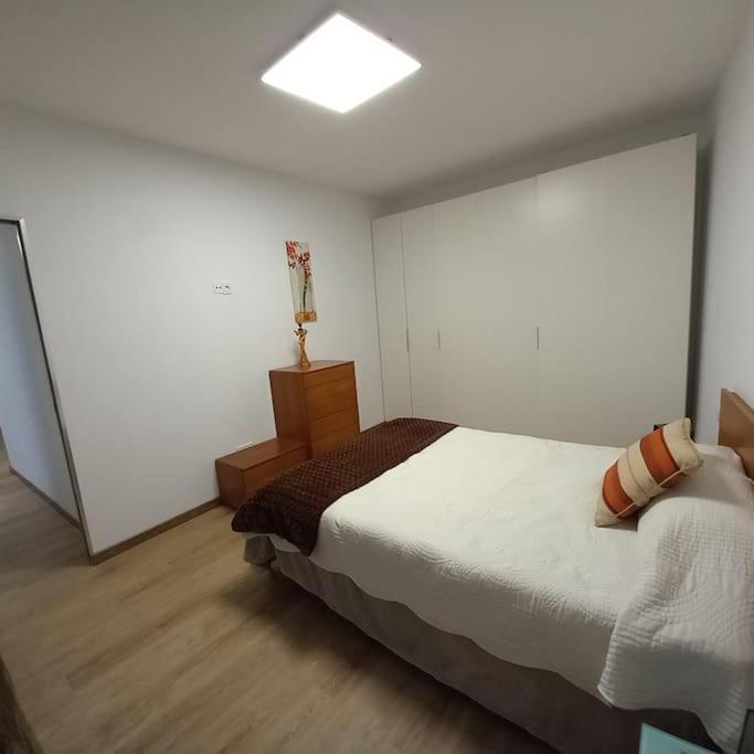 Apartamento Maoli B Apartment อิคอดเดลอสวินอส ภายนอก รูปภาพ